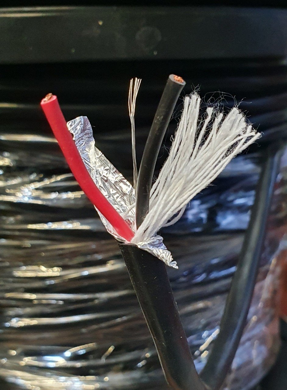 Dây loa chống nhiễu 2x1.5mm2 AIPU-TH-201E